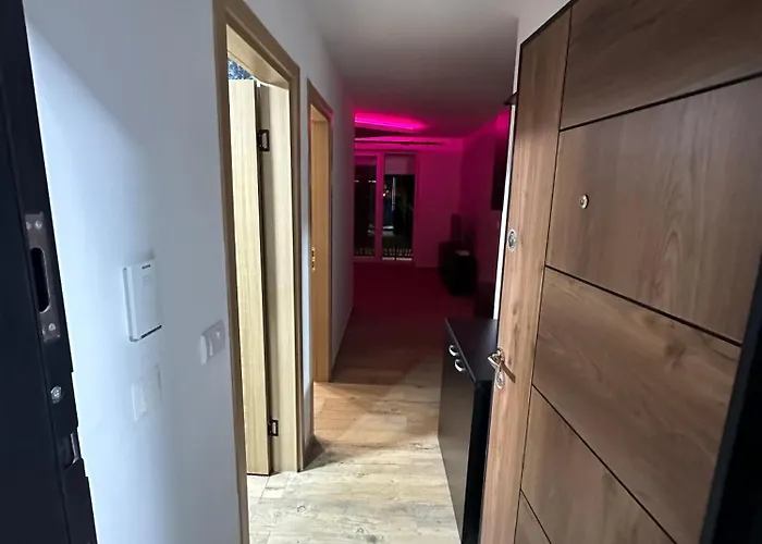 Nobus Jezerska Zvezda A7 아파트